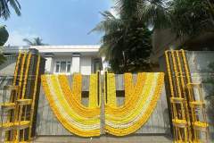 Floral-decor-for-Mehendi-function